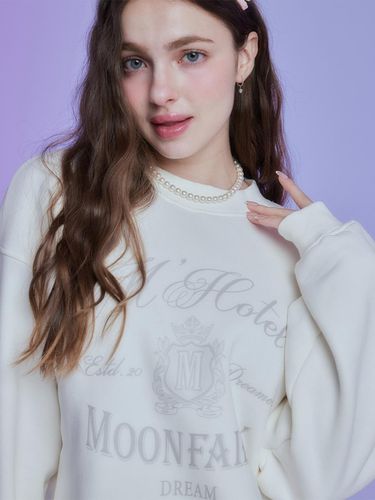 Cotton Fleece Relaxed Fit Emblem Logo Sweatshirt [Cream] - MOONFAIRY - Modalova