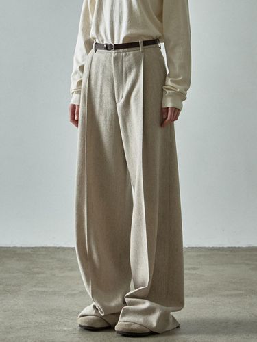 Timeless Textured Semi-High Waist Wool Pants [Light Brown] - FACADE PATTERN - Modalova