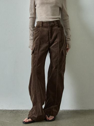 Corduroy Cargo Pants_brown - FACADE PATTERN - Modalova