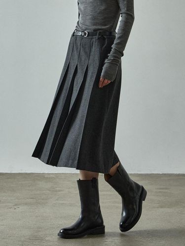 Classic Pleated Wool Skirt [] - FACADE PATTERN - Modalova