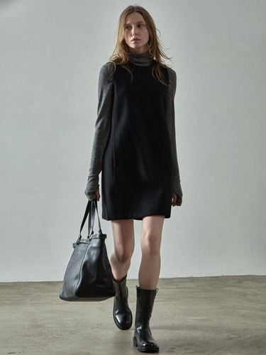 Classic Cashmere Mini dress_black - FACADE PATTERN - Modalova