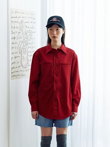 Double lip color shirt (Dark Red) - KOOKEESEE - Modalova