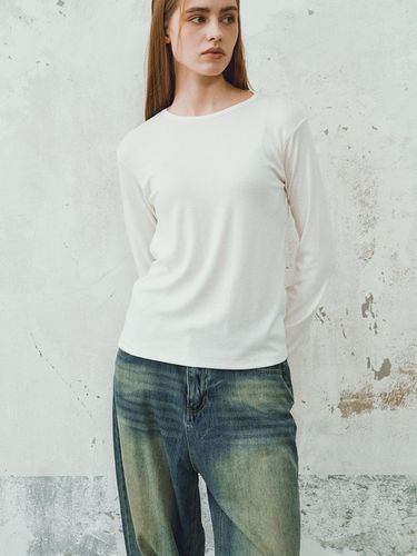 Basic Crew Neck Long Sleeve T-shirt (VJIAI2804) - ISABEY - Modalova