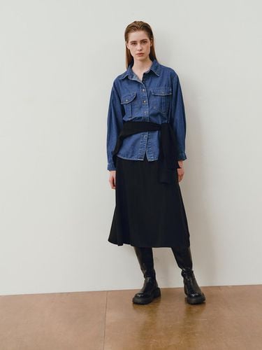 Two-pocket oversized fit denim shirt (VJBKI2404) - ISABEY - Modalova