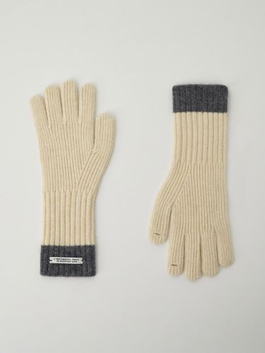 Two Tone Finger Hole Knit Glove (Cream) - Neev - Modalova