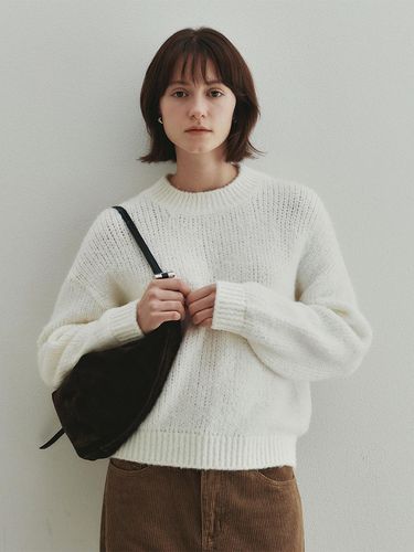 Regular Soft Wool Pullover (Ivory) - Neev - Modalova