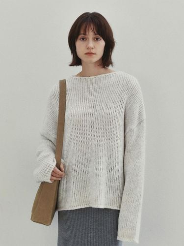 Over Fit Wool Boat Neck Pullover (Oatmeal) - Neev - Modalova