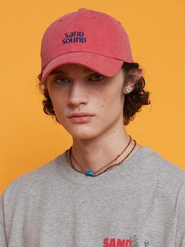 Small Log Ballcap Red (MS438BA716) - SAND SOUND - Modalova