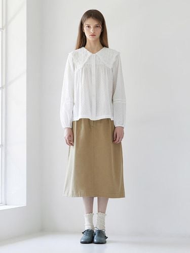 See-through lace collar blouse_T246MBL145W - Thursday Island - Modalova