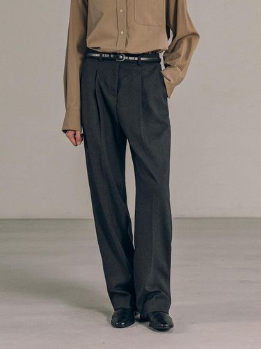 SIPT7137 PINK Napping Formal Slacks_Charcoal - Siyazu - Modalova