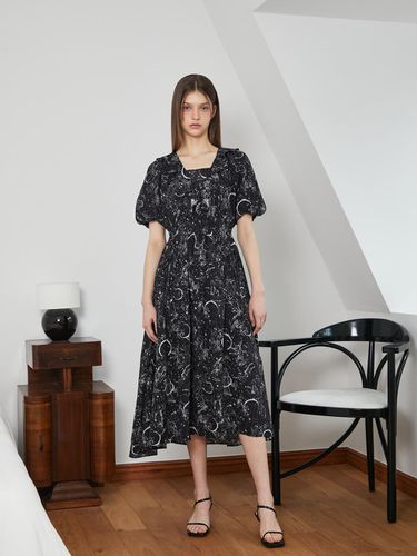 Volume-sleeved ruffle collar long flare dress EQ3W - EGOIST - Modalova