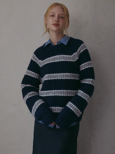 Hairy wool stripe pullover - navy - ODER - Modalova