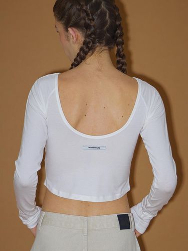 Low back crop t - shirt - answerisyes - Modalova