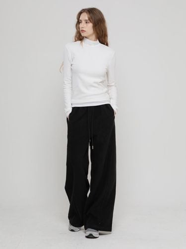 WOOL WIDE RELAX PANTS BLACK - MORELIKEIT - Modalova