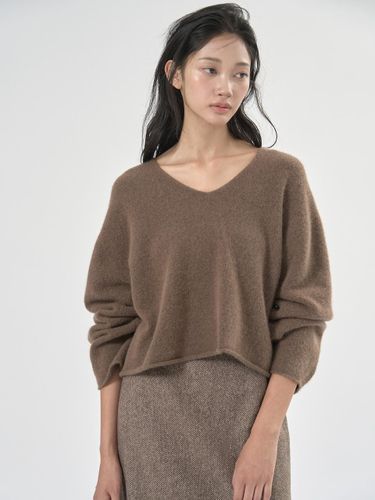 Top soft wool V-neck Knit Brown - MOMET - Modalova