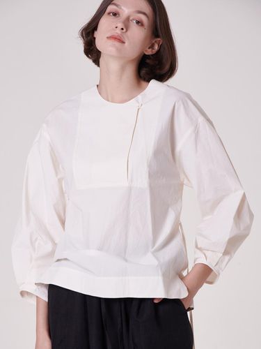 Layer Blouse_beige - THE AUTHOR: - Modalova