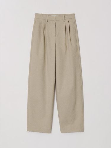 Textured wool pleated wide trouser (Beige) - LENUEE - Modalova