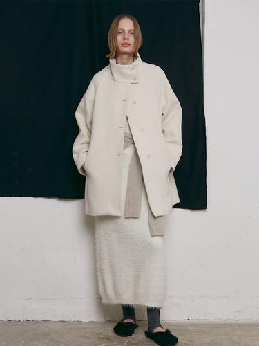 RAGLAN HALF COAT [IVORY] - LOW TIDE - Modalova