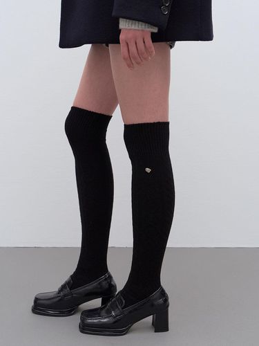 Love Cable Knee socks VX4WK001_2color - RAIVE - Modalova