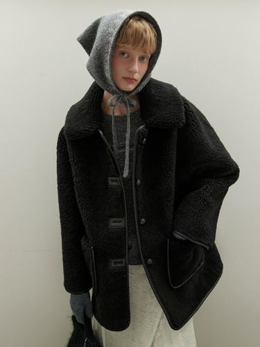 REVERSIBLE SHEARLING HALF COAT_BLACK - ouel - Modalova