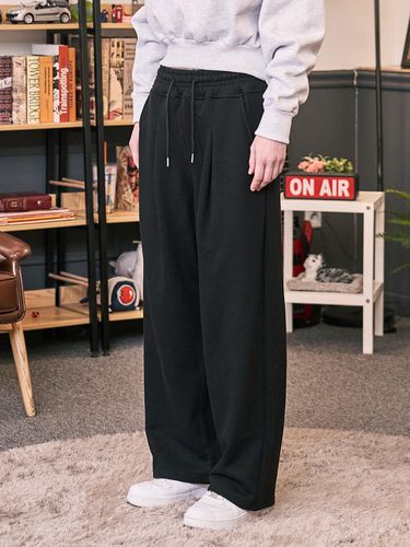 Pintuck wide sweat pants black - Awesomestudio - Modalova