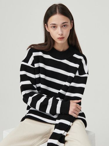 Waffle Stripe Mock Neck Knit Black - Awesomestudio - Modalova