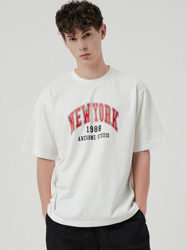 New York Short Sleeve T-shirt White - Awesomestudio - Modalova