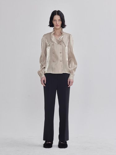 Pearl Satin Double button Shirring Blouse Beig - LIE - Modalova