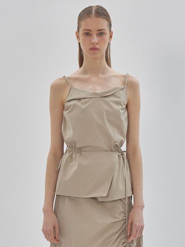 Wrap Shoulder String Sleeveless Beige - LIE - Modalova