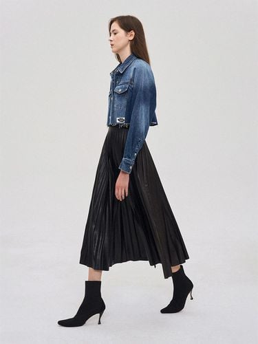 Fake Leather Pleated Long Skirt - SJYP - Modalova