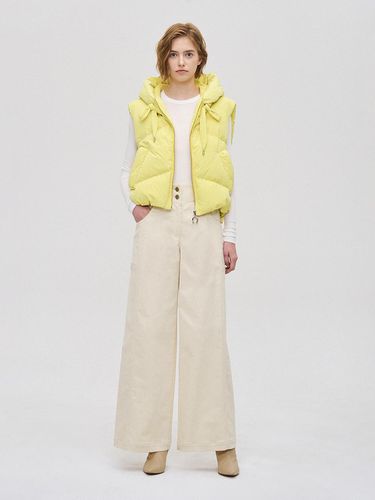 PW2E9WPCT03WIV) Corduroy Pants - SJYP - Modalova