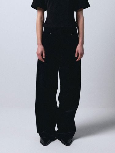 CHANNEL CORDU PANTS - DEEP BLACK - EPINGLER - Modalova