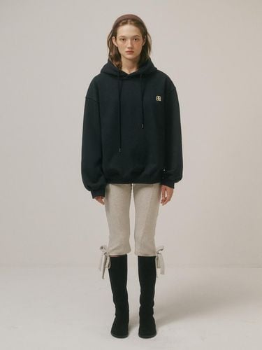 SYMBOL EMBROIDERY OVERSIZED HOODIE_NAVY - AMIDI - Modalova