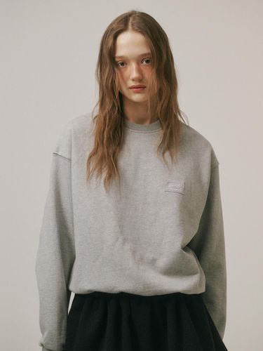 LACE LABEL STANDARD FIT SWEATSHIRT_GRAY - AMIDI - Modalova