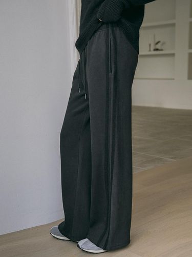 P3220 Wide Track Pants_Black - vanone atelier - Modalova