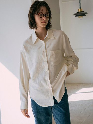 A3505 Loose Fit Velour Shirt_Cream - vanone atelier - Modalova