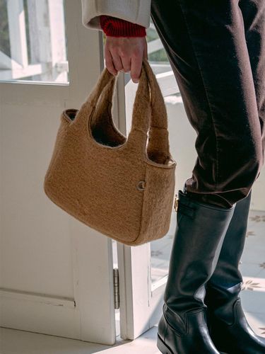 B3011 Montmartre Wool Bag_Camel - vanone atelier - Modalova