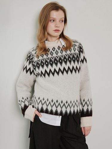 Nordic PATTERN Pullover [beige] - LeftSeoul - Modalova