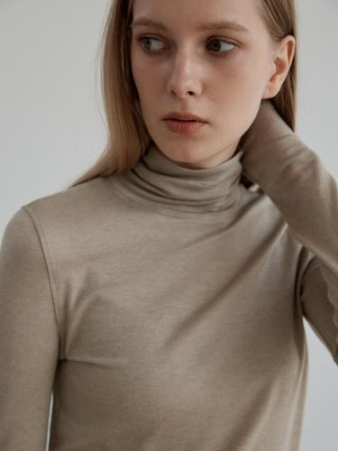 Soft Roll - Neck Top Beige - BENEATER - Modalova