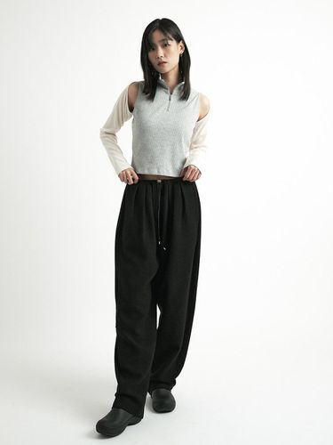 Metal tweed tuck jogger pants_Black - PEEP - Modalova