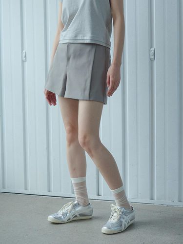 Square Mini Shorts (2colors)_Gray - PEEP - Modalova