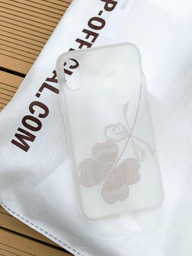 Clover iPhone Case_Beige - PEEP - Modalova