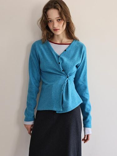 Basel v neck cardigan (blue) - ANDNEEDS - Modalova