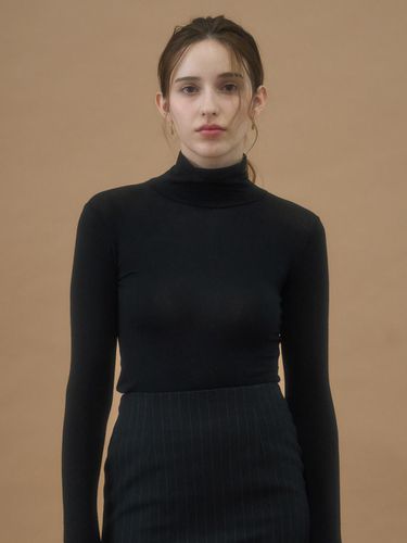 Warmer turtleneck t shirts_black - sunmul - Modalova