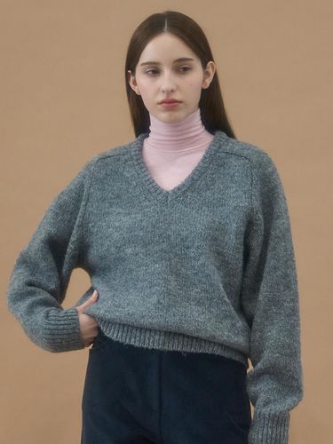 Basic v neck knit_charcol - sunmul - Modalova