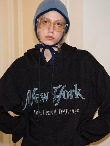 New York Hood Knit_ Black - SALON DE YOHN - Modalova