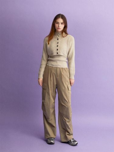 Oversized Pintuck Cargo Pants (BEIGE) - koolkitten - Modalova