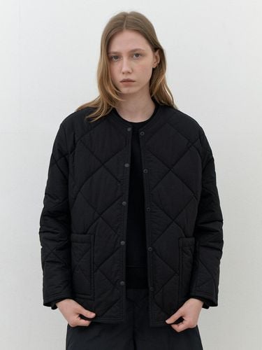 Quilted padding jacket - black - AYU - Modalova