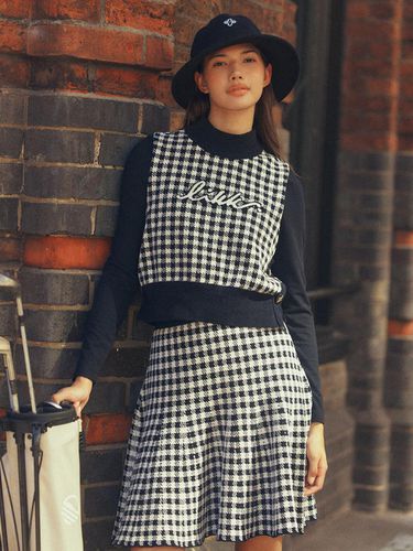 Gingham Checkered Flare Knitwear Skirt (Black) - LIKK - Modalova