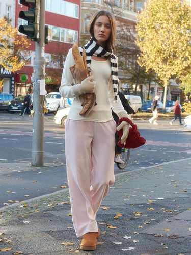 Velour track pants_pink - AARAN - Modalova